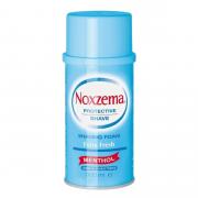 Schiuma da Barba Noxzema Rinfrescante con Mentolo e Vitamina E Azzurra 300 ml